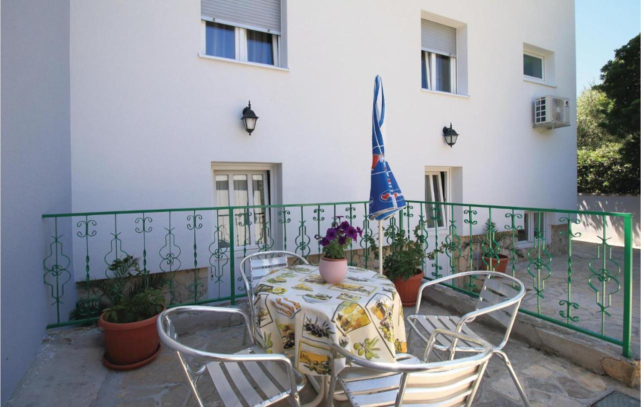 1 Bedroom In Kastel Sucurac Apartment