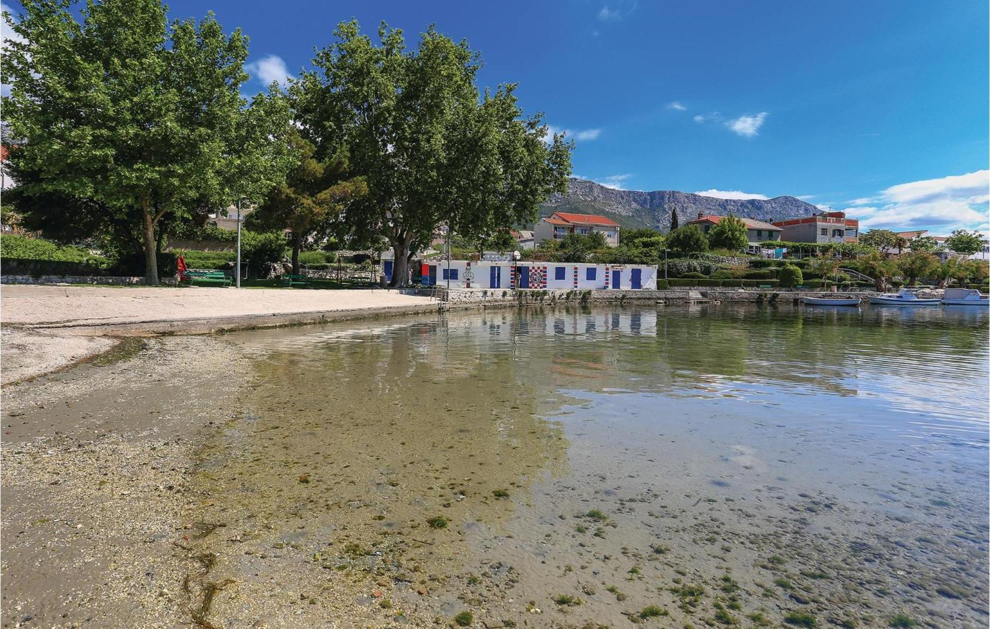 1 Bedroom In Kastel Sucurac Apartment