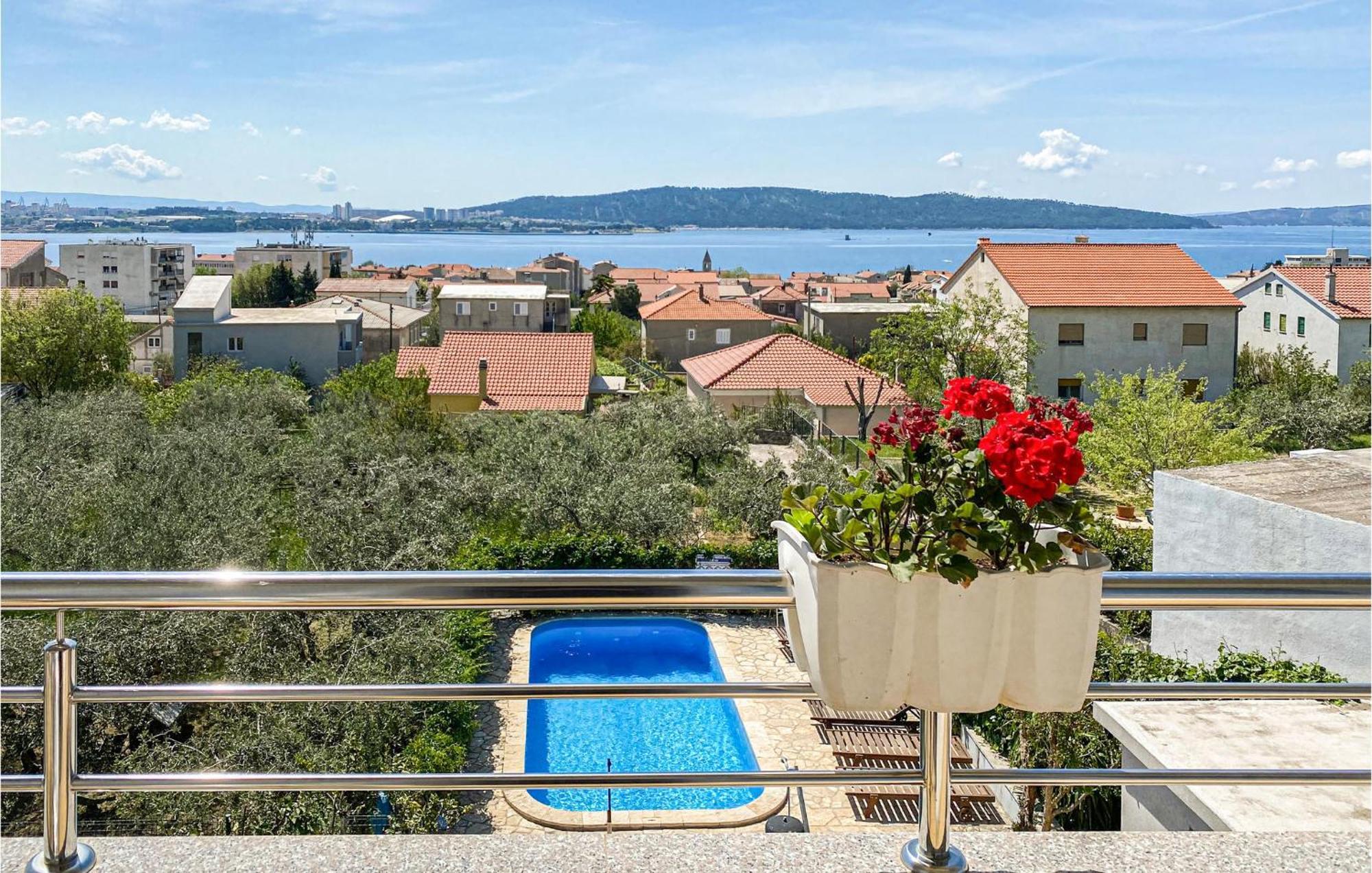 1 Bedroom In Kastel Sucurac Apartment Kastela